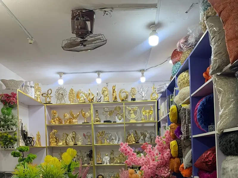 Home décor shop at Tejuosho Market, Yaba